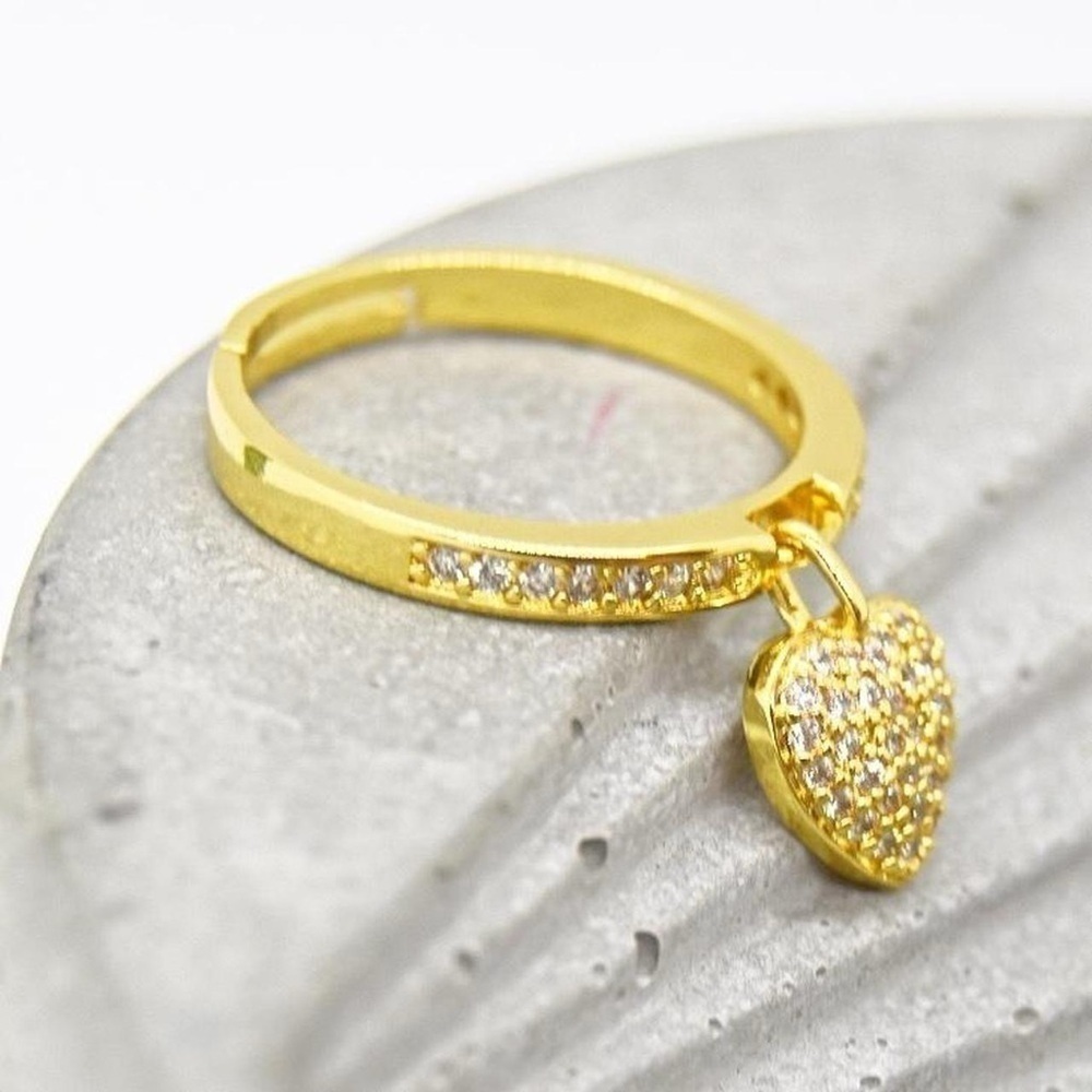 Heart Charm Ring - Picture 2 of 4